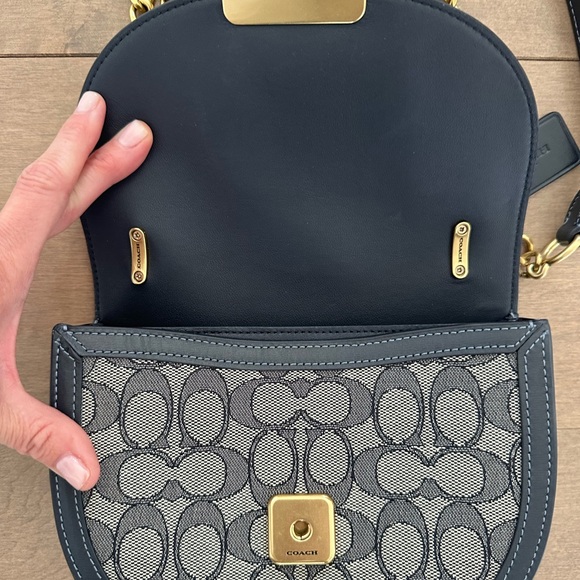 Coach Alie Saddle Crossbody in Signature Jacquard - Picture 2 of 6